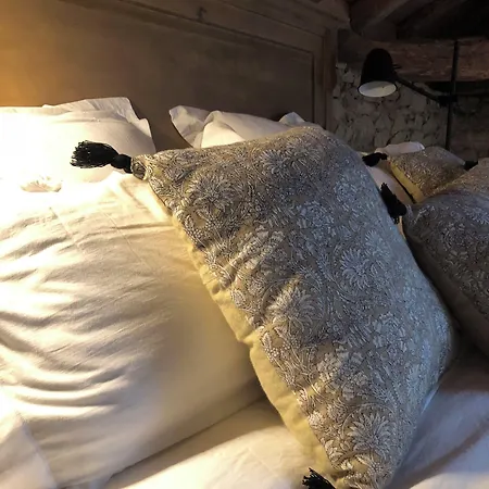 La Maison D'obinat بيت ضيافة 3*