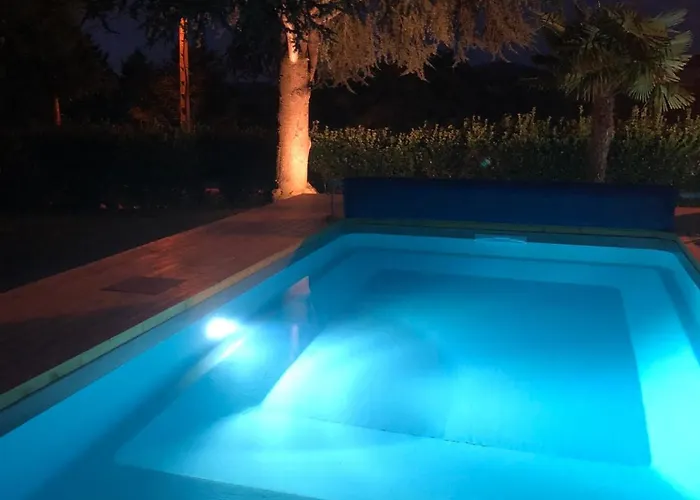 Casa de hóspedes La Maison D'obinat 3*